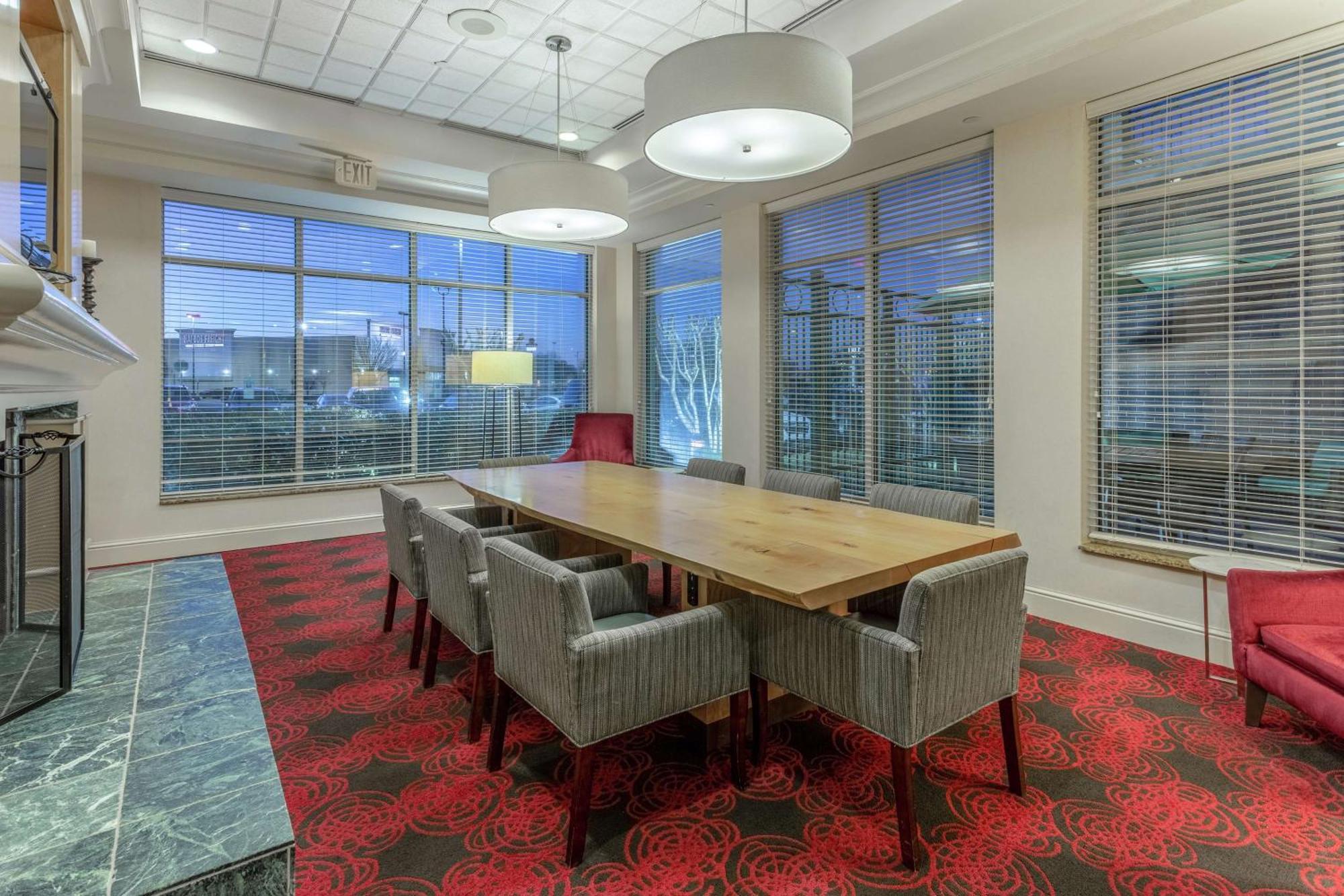 Hilton Garden Inn Richmond South/Southpark Колониал-Хайтс Экстерьер фото